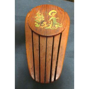 VNTG  HAND MADE FOLK ART SHABBY CHIC WOOD KNIFE HOLDER WALL DISPLAY